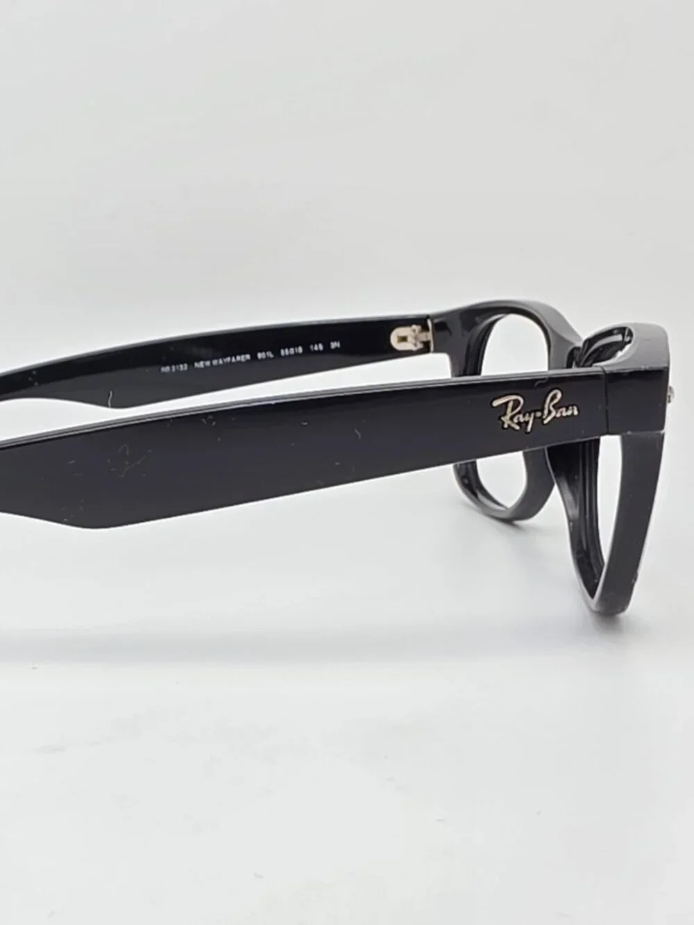 Ray-Ban RB2132 901L Polished Black New Wayfarer Sunglasses Frame Italy 55-18-145